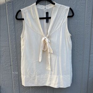 St. John Ivory Sleeveless Blouse 100% Silk Size: 8